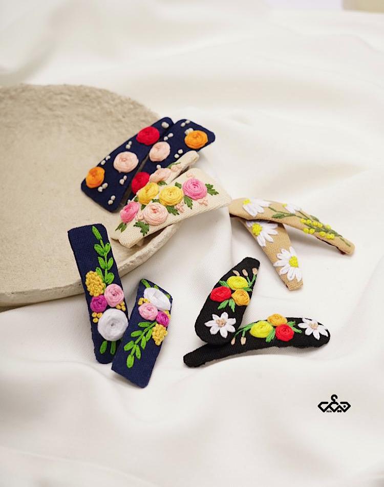 گیره مو گلدوزی شده (کد 00047)